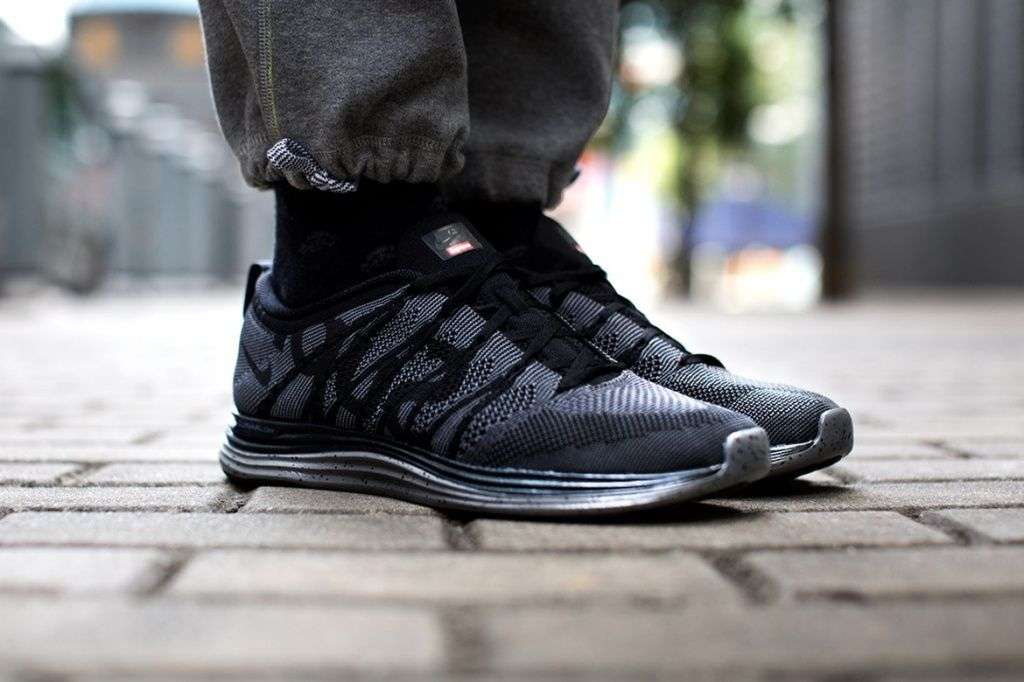 http-%2F%2Fhypebeast.com%2Fimage%2F2013%2F10%2Fpolls-was-the-supreme-x-nike-flyknit-lunar-1-worth-the-hype-2.jpg
